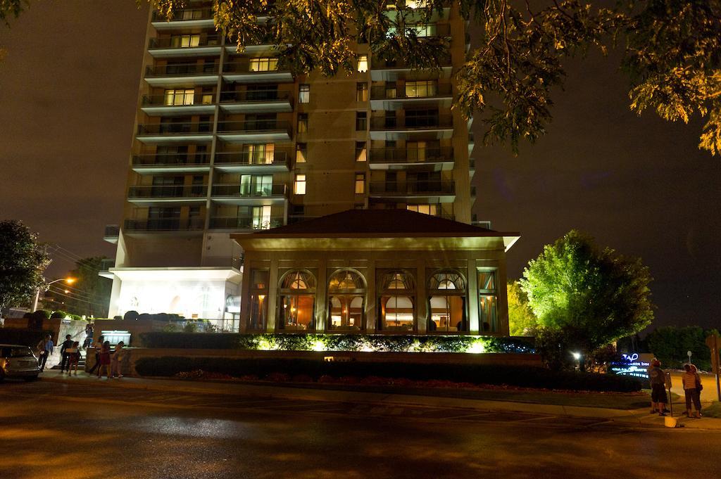 The Waterside Inn Mississauga Esterno foto